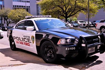 pix_police-car_.jpg