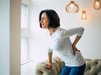 Shutterstock_1712713207_back pain_muguras sāpes.jpg