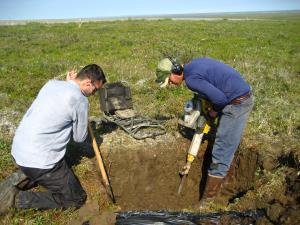 Digging_in_permafrost.jpg