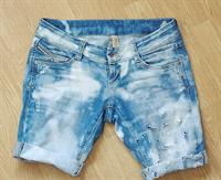 shorts2.jpg
