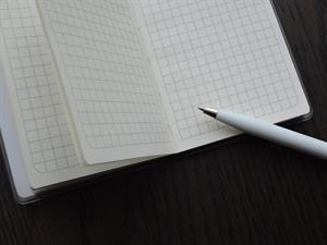 paper-3168086_1920.jpg