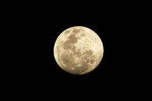 moon-1754740_1280.jpg