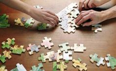 people-doing-a-puzzle-008.jpg